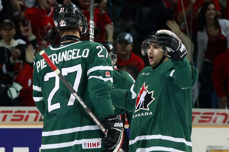 Hockey Canada Unveils Green Jerseys for 2010 IIHF World Junior