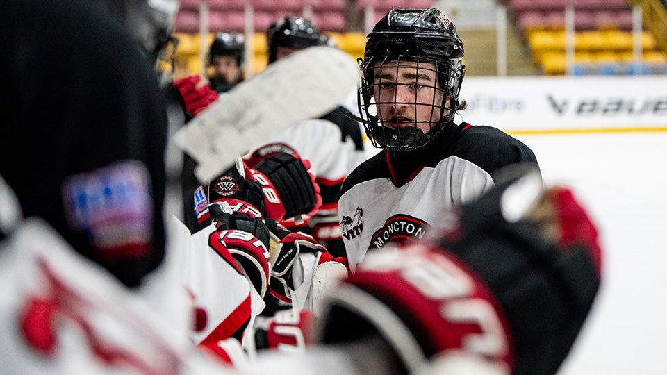 2025 telus cup apr 27 atl cen??w=640&h=360&q=60&c=3