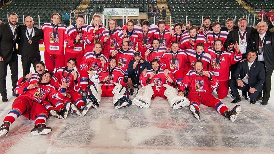 2017 wu17hc nov 11 cze can w??w=640&h=360&q=60&c=3