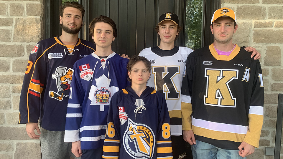 B.C.-born hockey players vie for Stanley Cup as friends, family cheer them  on