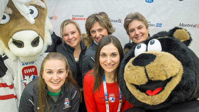 2015 wjc volunteers 640??w=640&h=360&q=60&c=3