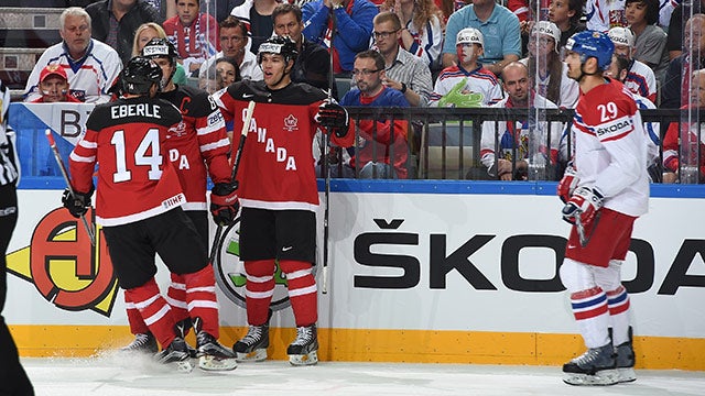 2015 mwc may16 cancze hall eberle goal celeb 640??w=640&h=360&q=60&c=3