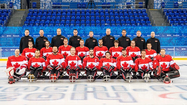 2014 paralympic team photo 640??w=640&h=360&q=60&c=3