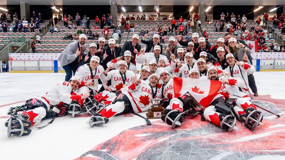 Le Canada gagne l’or au Mondial de parahockey
