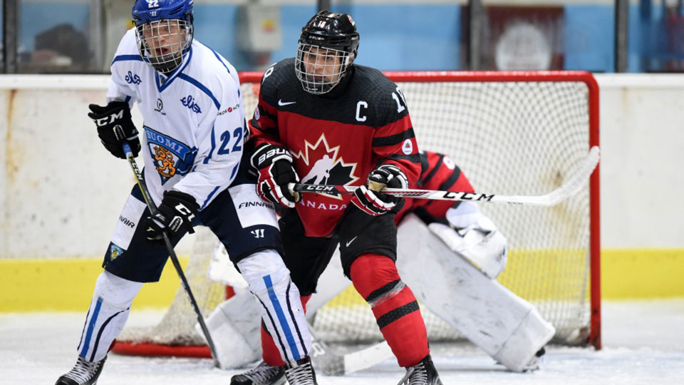 La Coupe commémorative IvanHlinka s'amène au Canada Hockey Canada