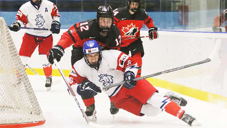 Hockey Canada Photos - 2022 HGC: CZE 3 – USA 1 (Preliminary)