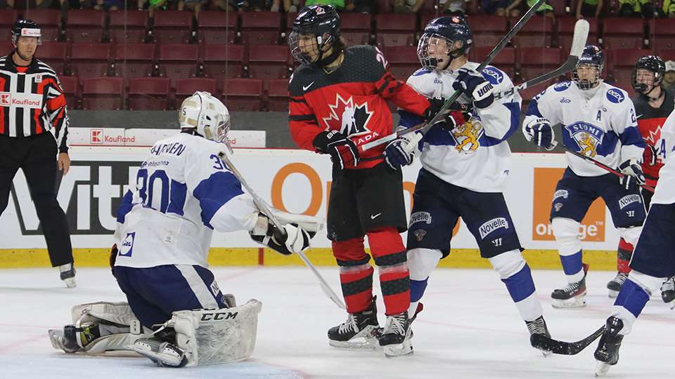 Canada routs U.S. in Hlinka Gretzky Cup semifinals, will face