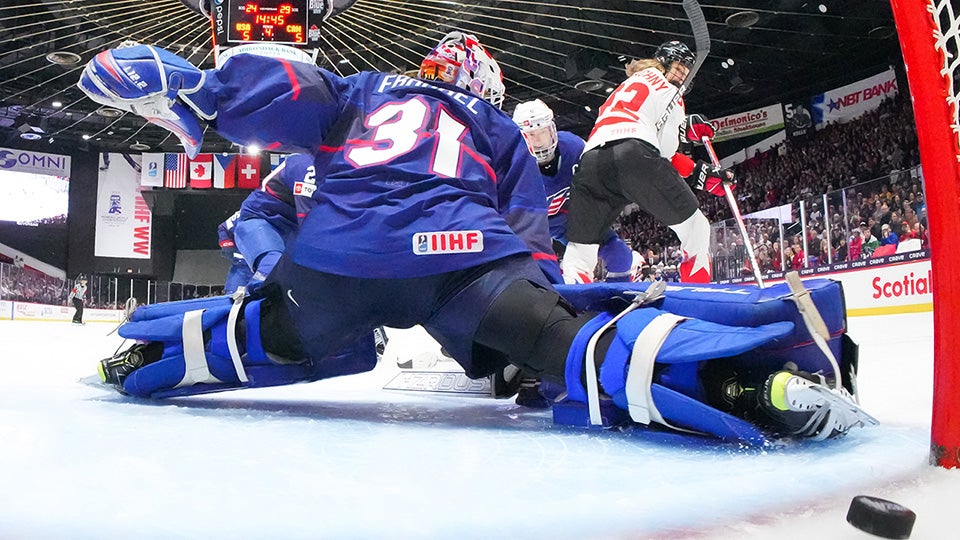 2025 26 nwt serdachny golden goal??w=640&h=360&q=60&c=3